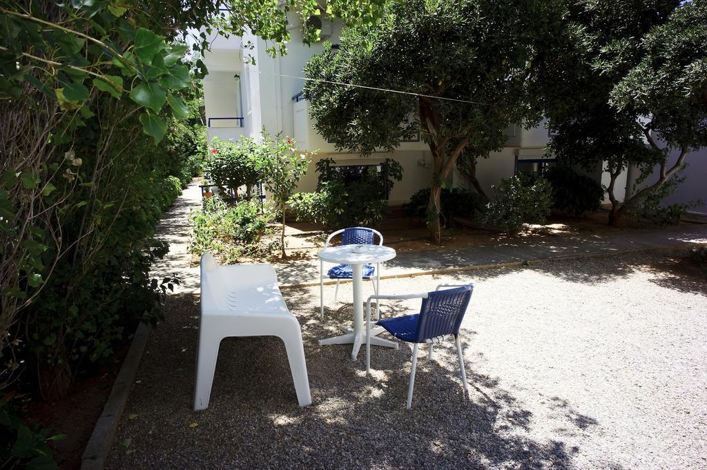 Anthea Apartments Palaiochora Oda fotoğraf